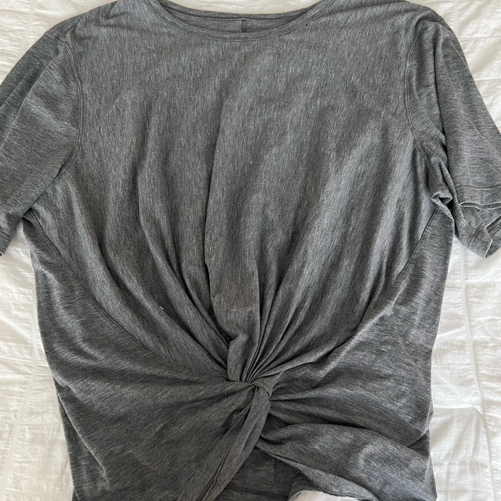 Lululemon Tshirt